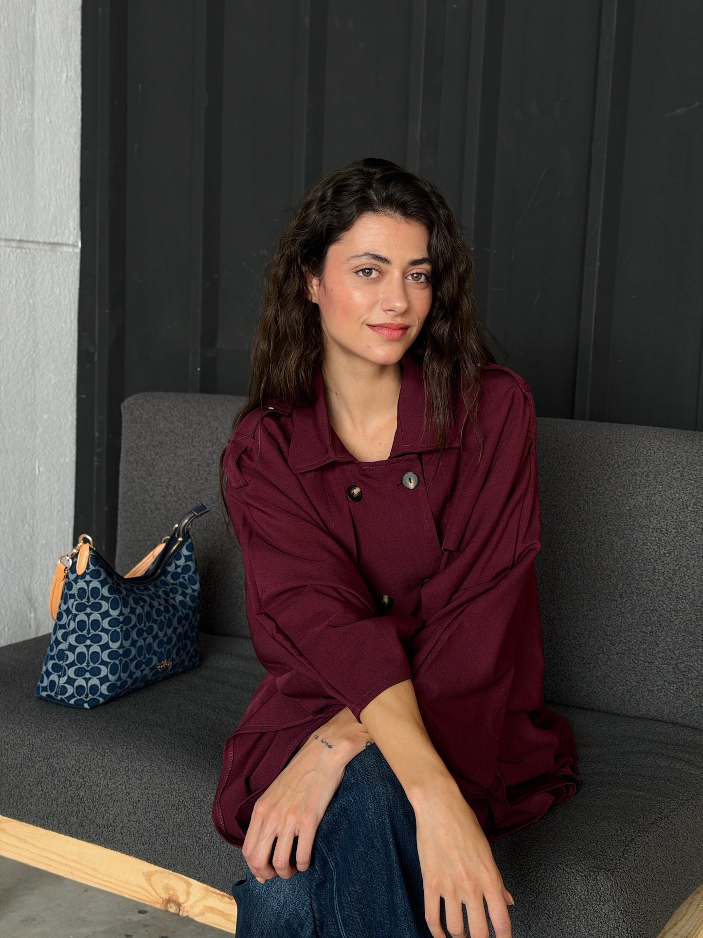 Trench Cape In burgundy