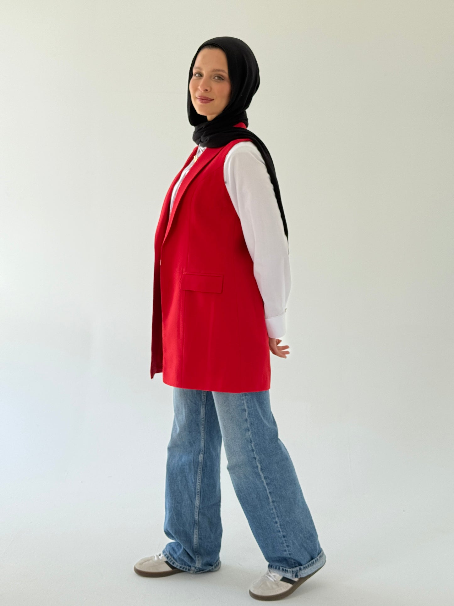 Shawl collar tailored vest I red