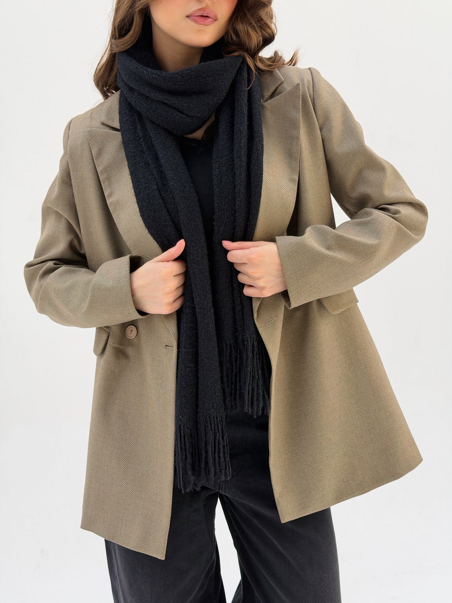 The Tailored blazer in cafe