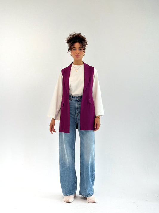 Shawl collar tailored vest In Magenta