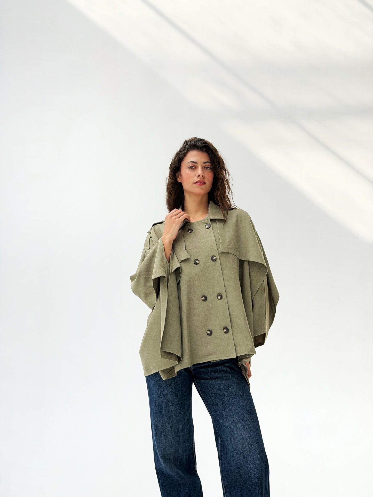 Trench Cape in Olive