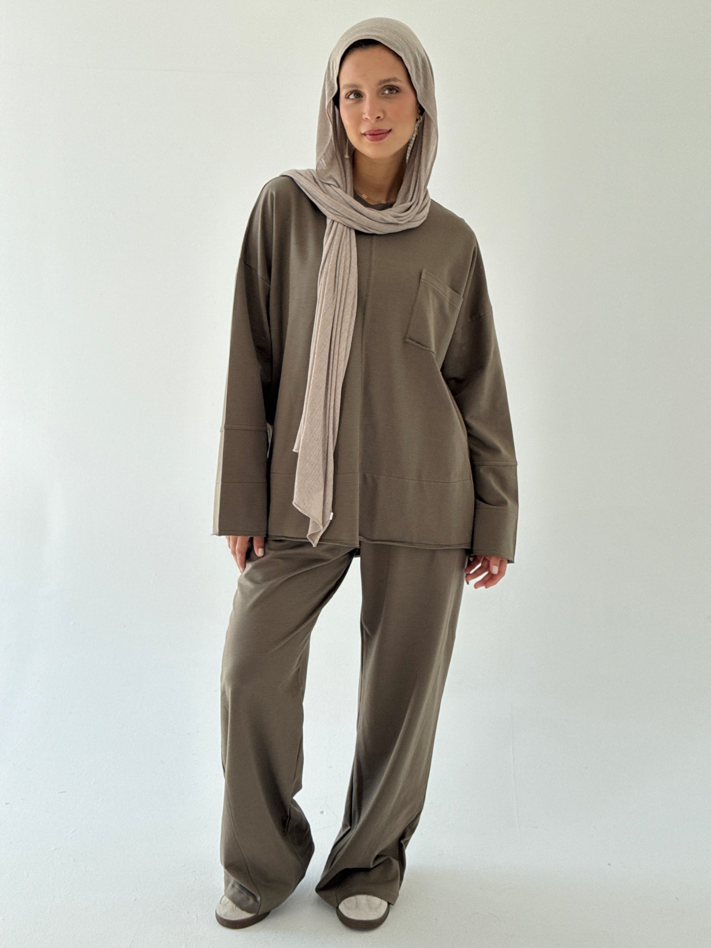 Wide cotton pants in Brown