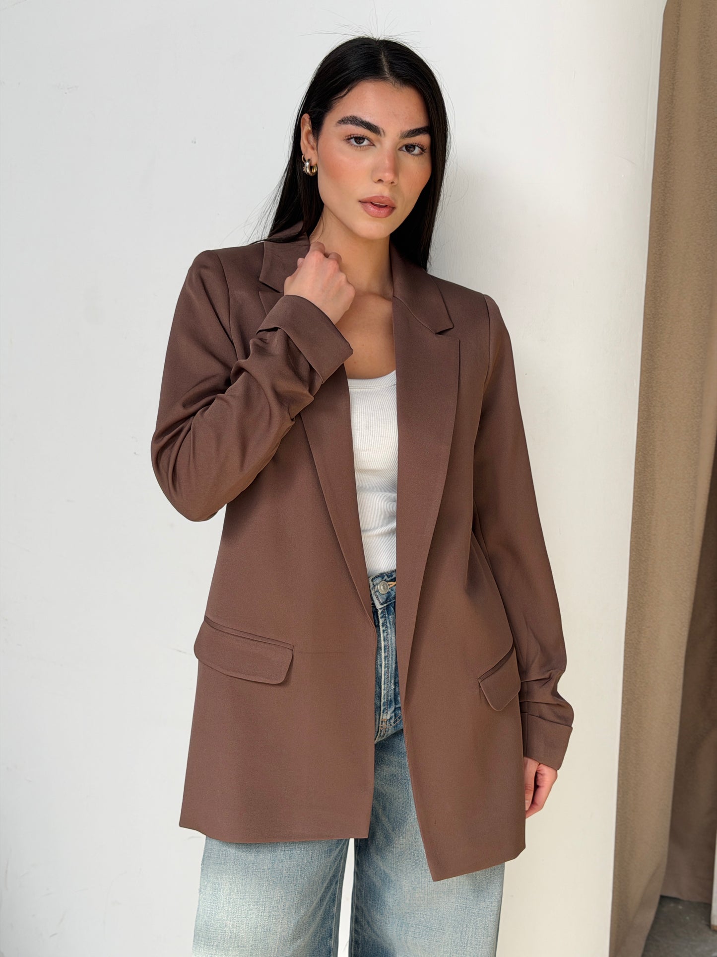 Ruffles Blazer in brown