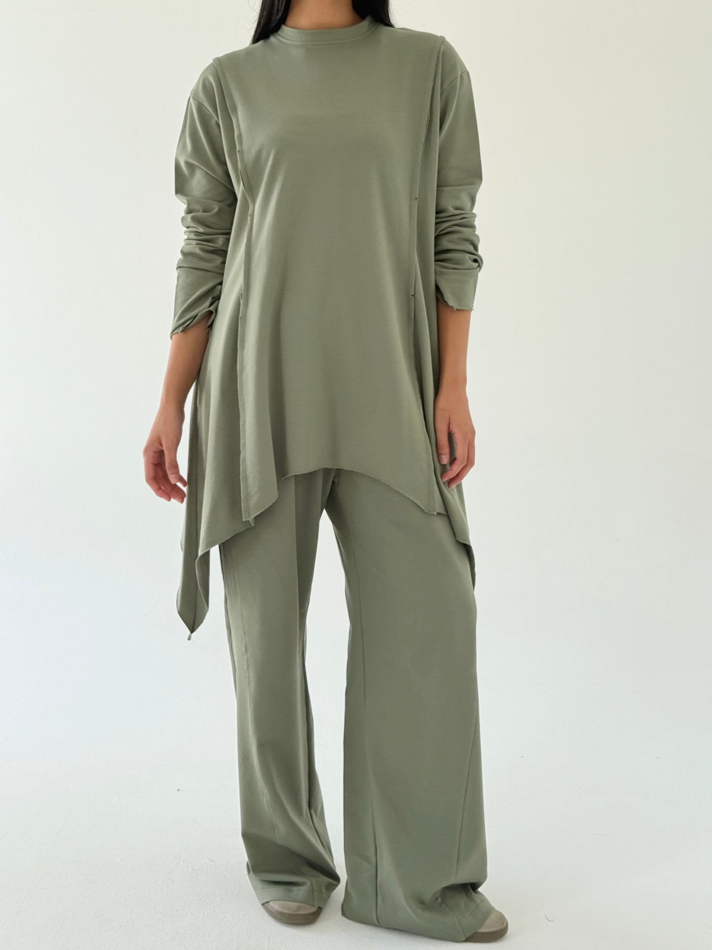 High and Low set in Olive