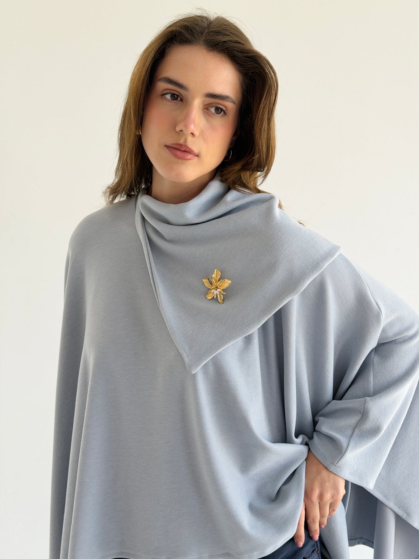 Drape Kint Cape in baby blue