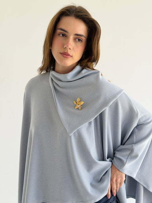Drape Kint Cape in baby blue
