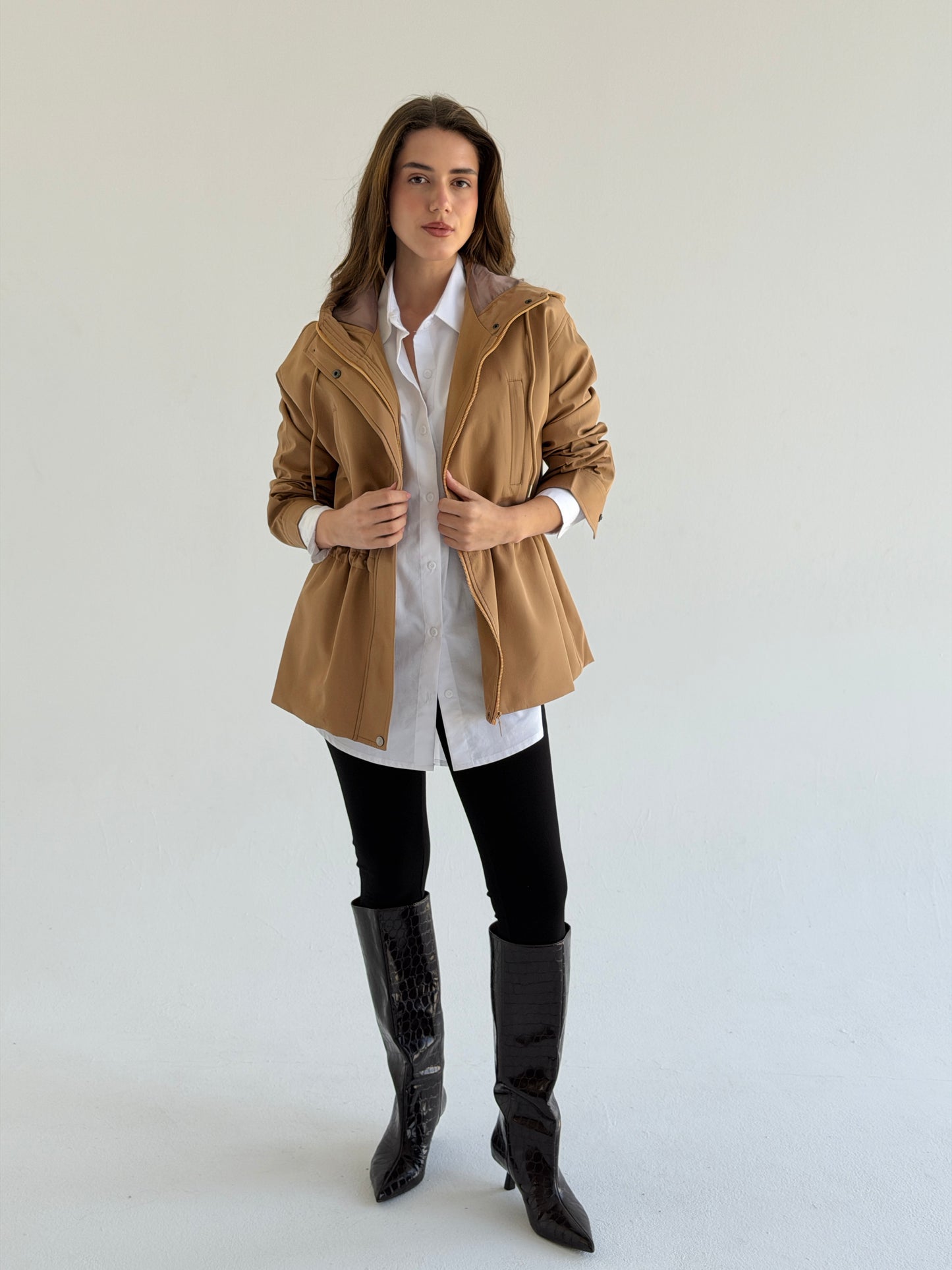 Winter Signature Jacket In Camel
