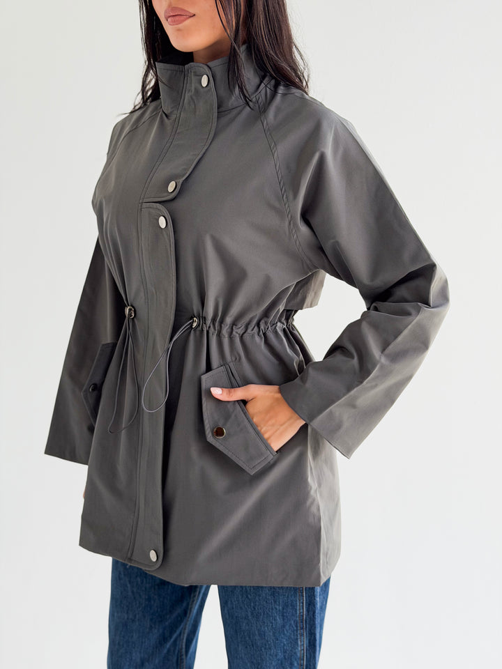 Daily Essential in light gray