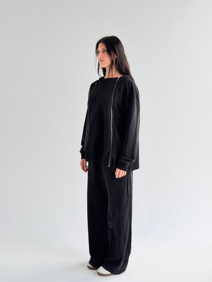 The Go-To Set in Black