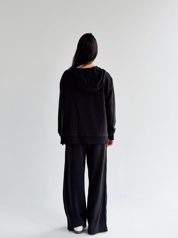 The Go-To Set in Black