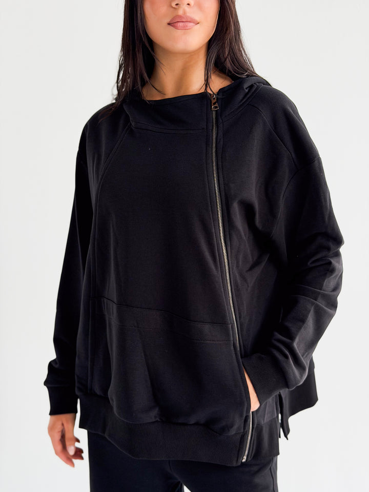 The Go-To Set in Black