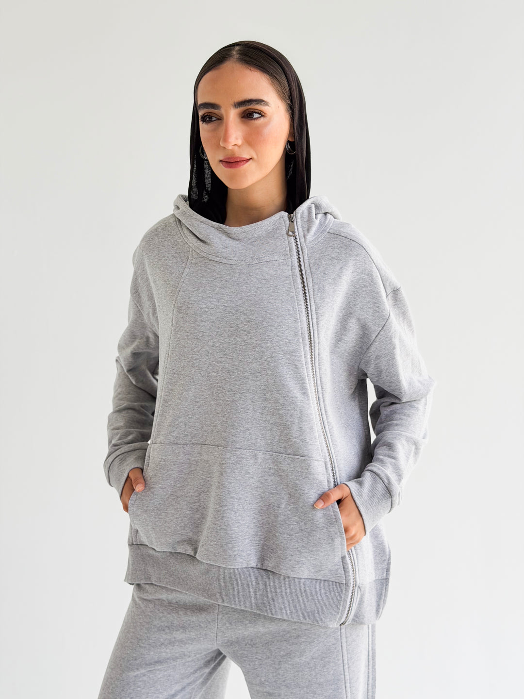 The Go-To Set in Light gray