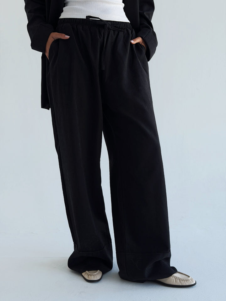 Signature set in Black
