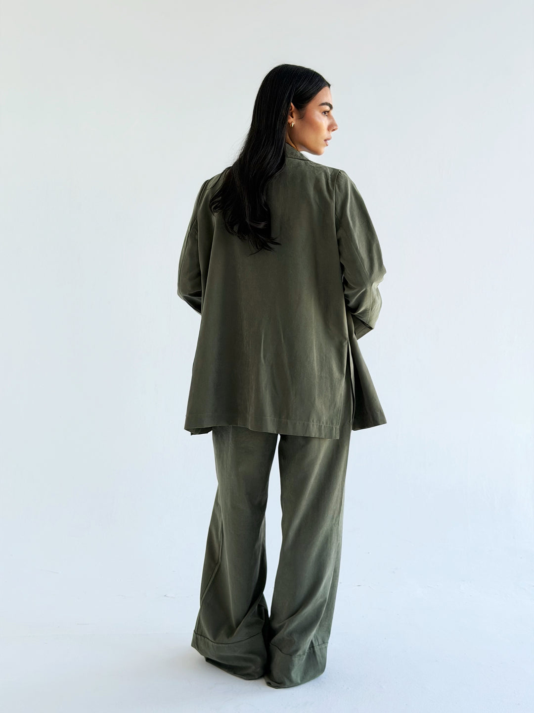 Signature set in Olive
