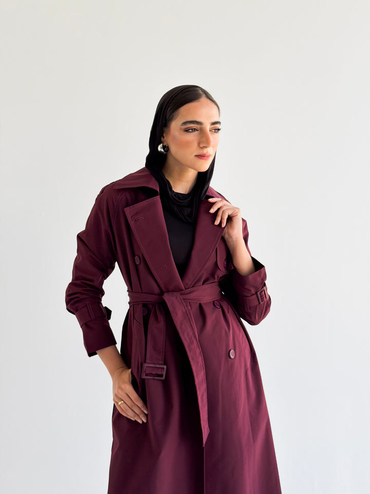 Signature trench coat in Burgundy