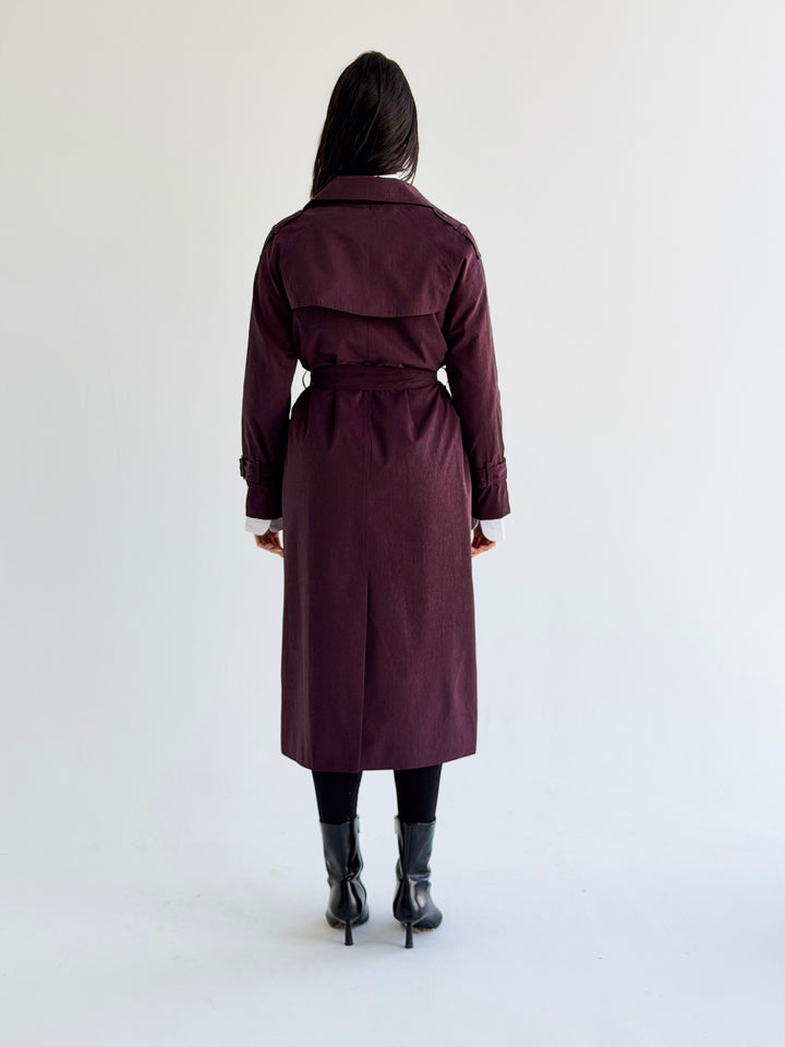 Signature trench coat (leather effect )in Burgundy