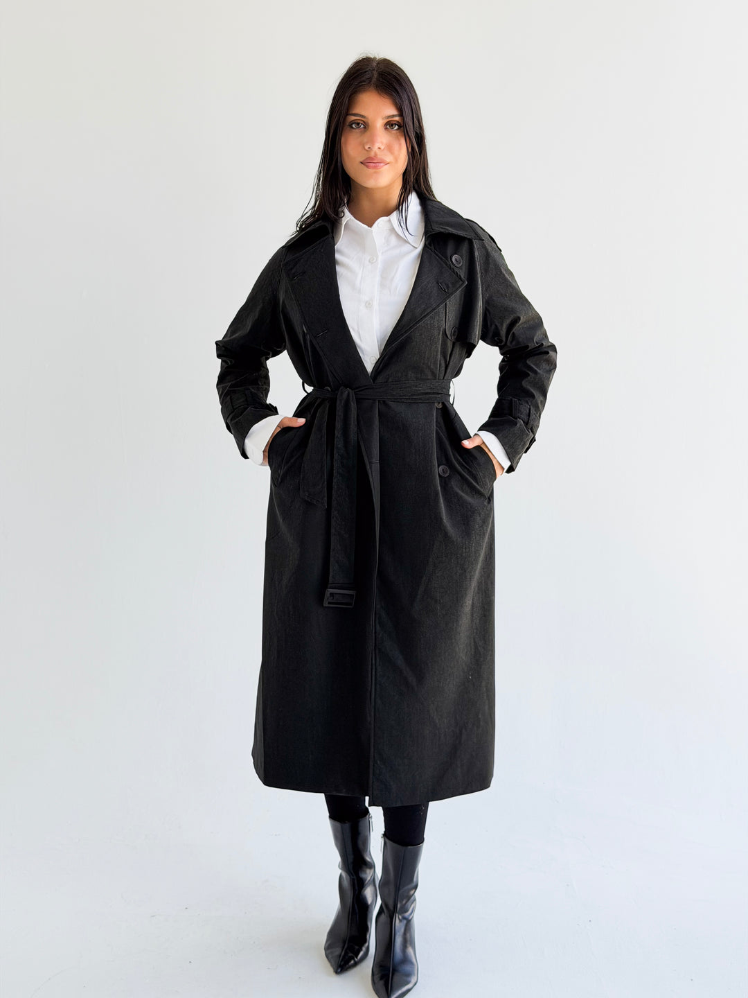 Signature trench coat (leather effect )in Black