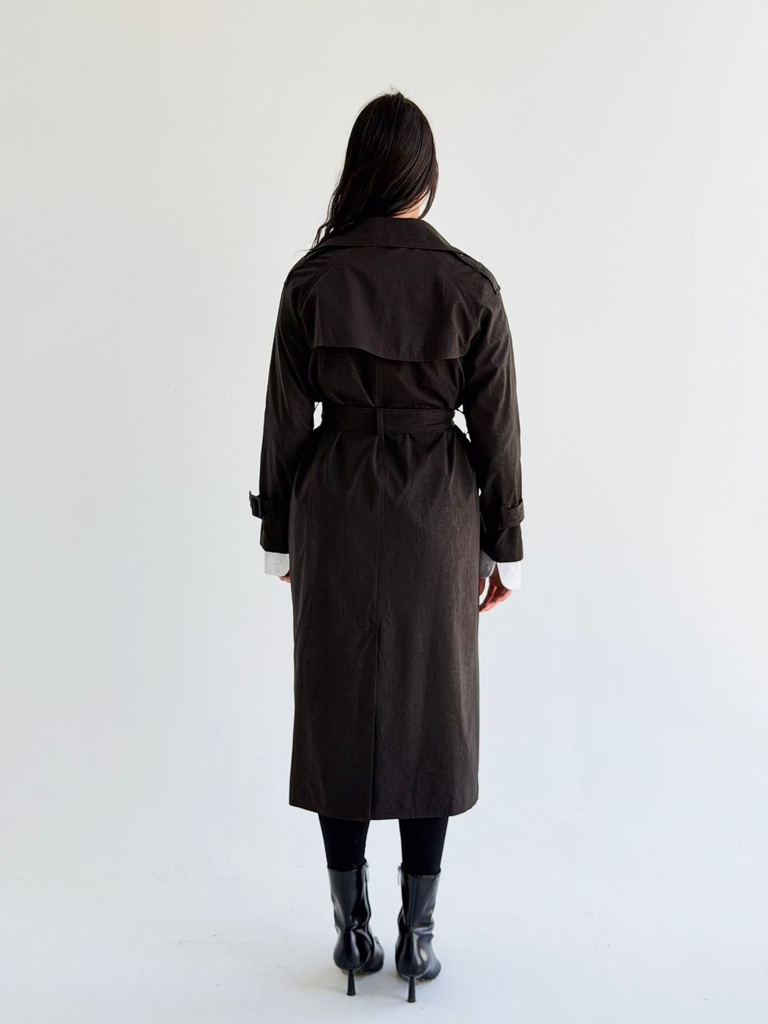 Signature trench coat (leather effect )in Brown