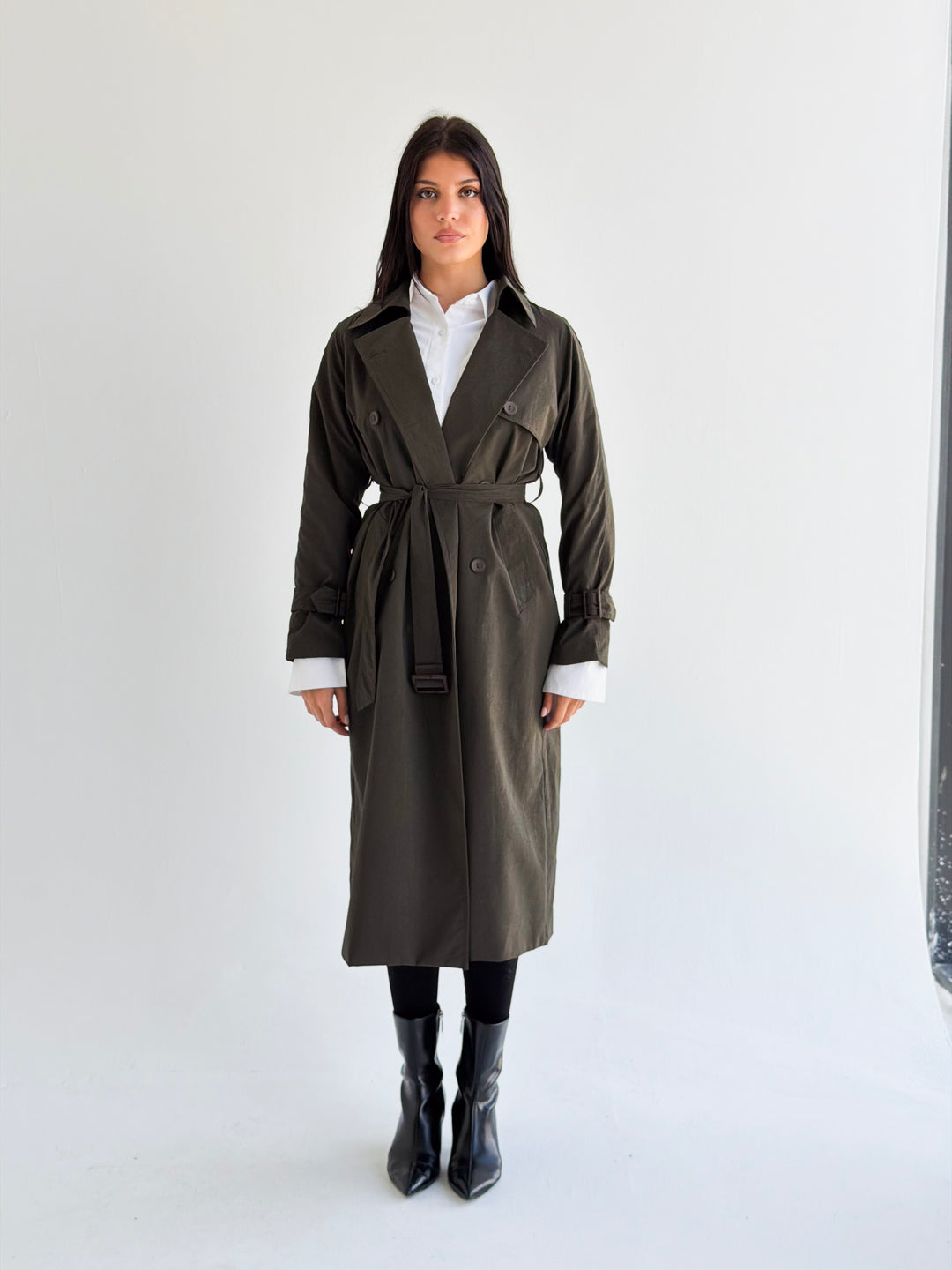 Signature trench coat (leather effect )in Olive