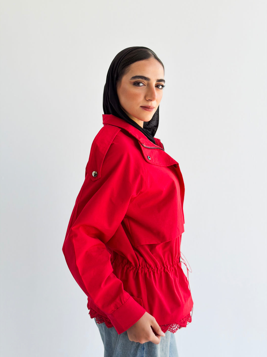 Lace layer Jacket in Red