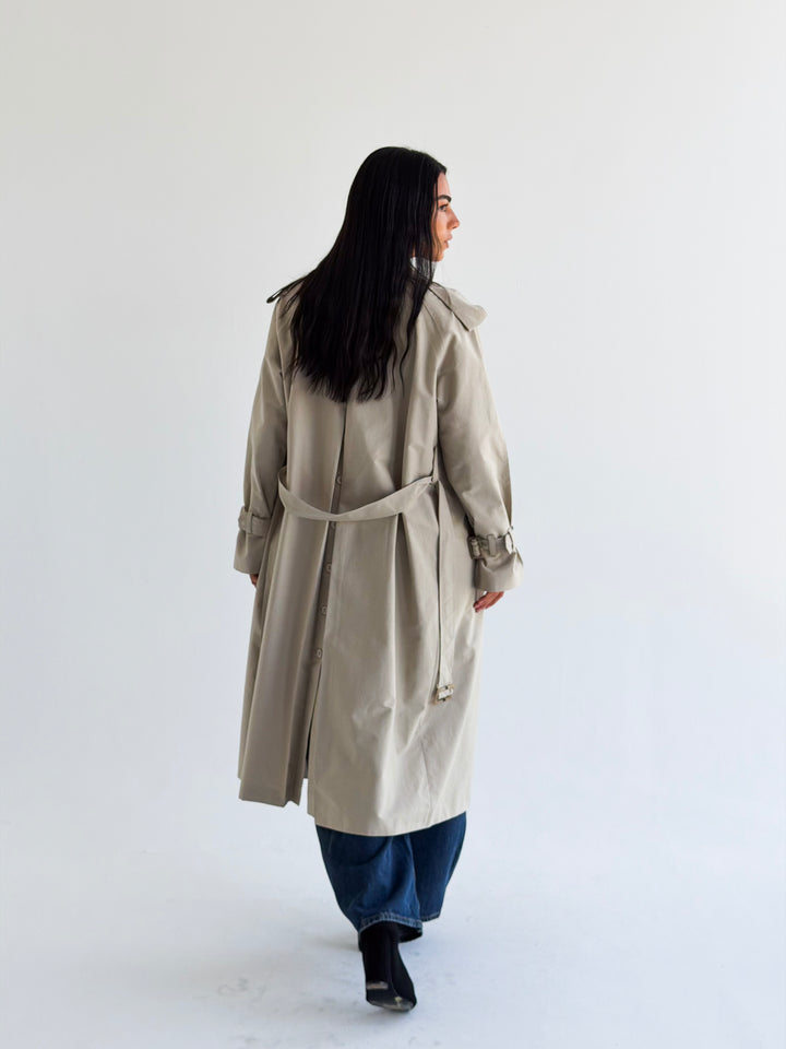 The Classic edit trench coat in Beige