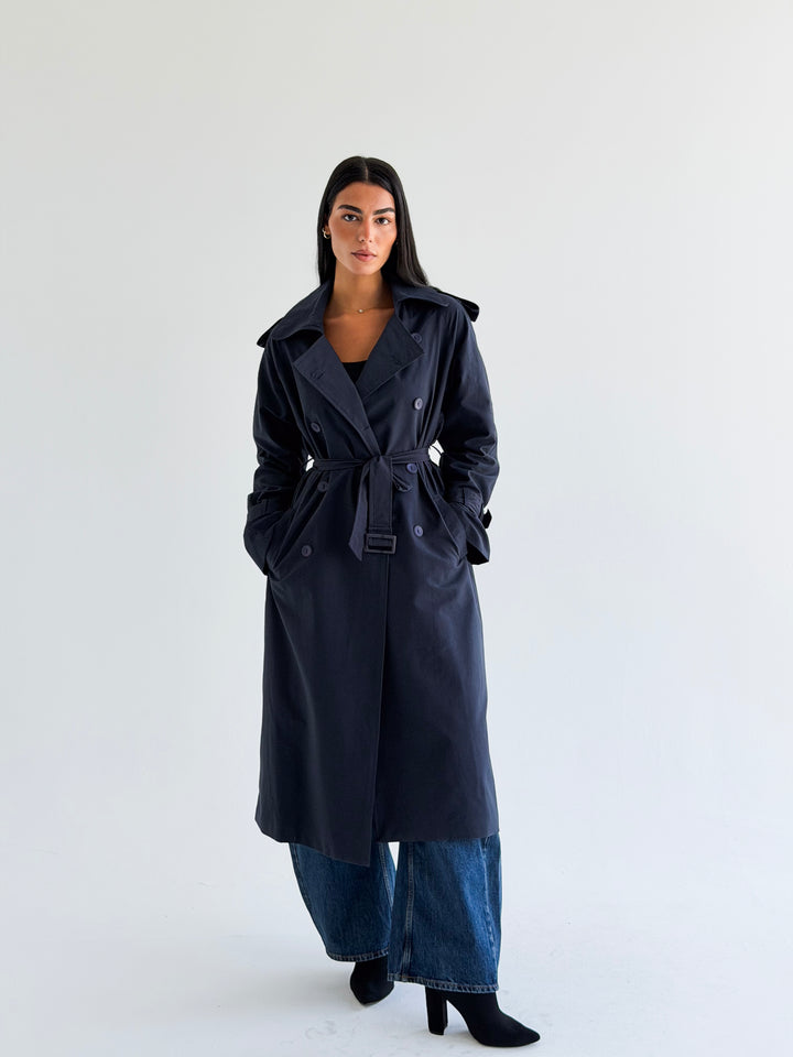 The Classic edit trench coat in Navy blue