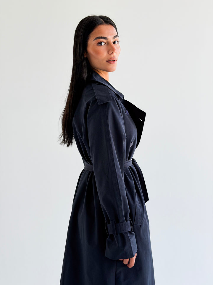 The Classic edit trench coat in Navy blue