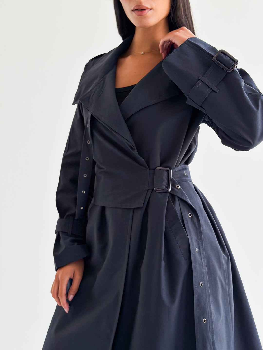 Double Eyelet trench coat in Navy blue