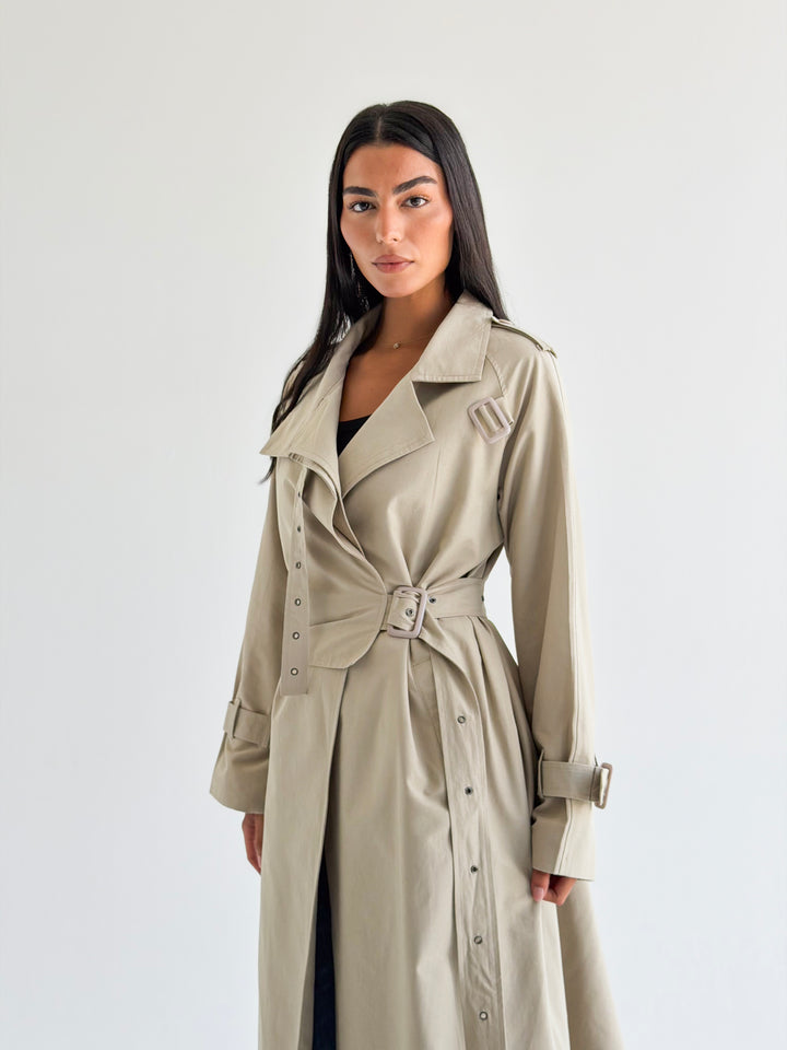 Double Eyelet trench coat in Beige