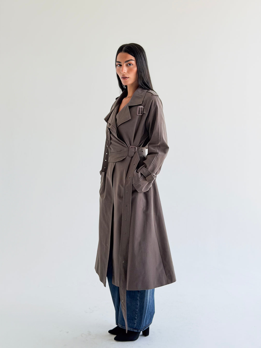 Double Eyelet trench coat in Gray