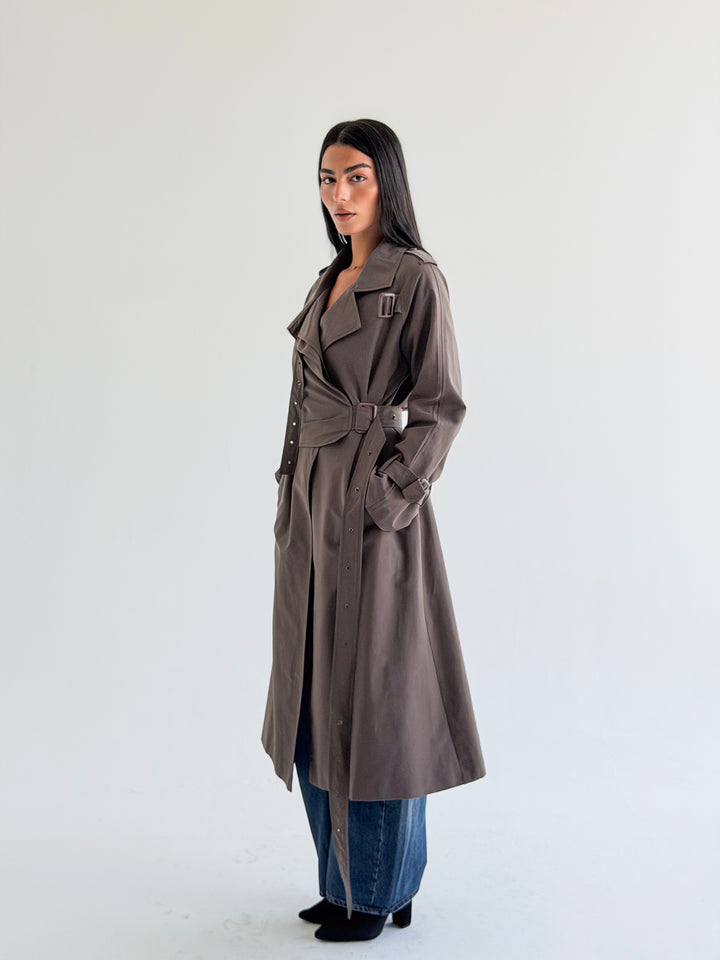 Double Eyelet trench coat in Gray