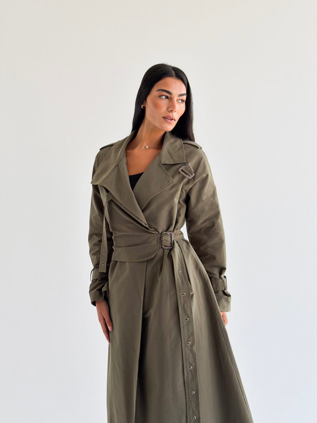 Double Eyelet trench coat in Olive