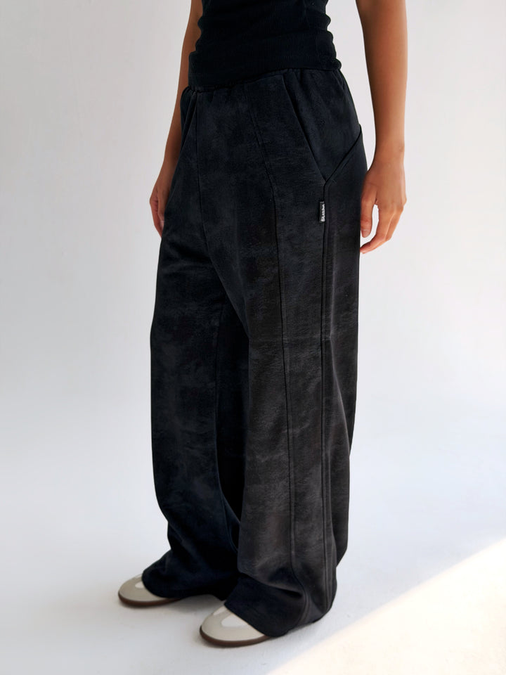 Daily wide pants in black