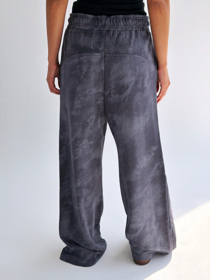 Daily wide pants in dark gray