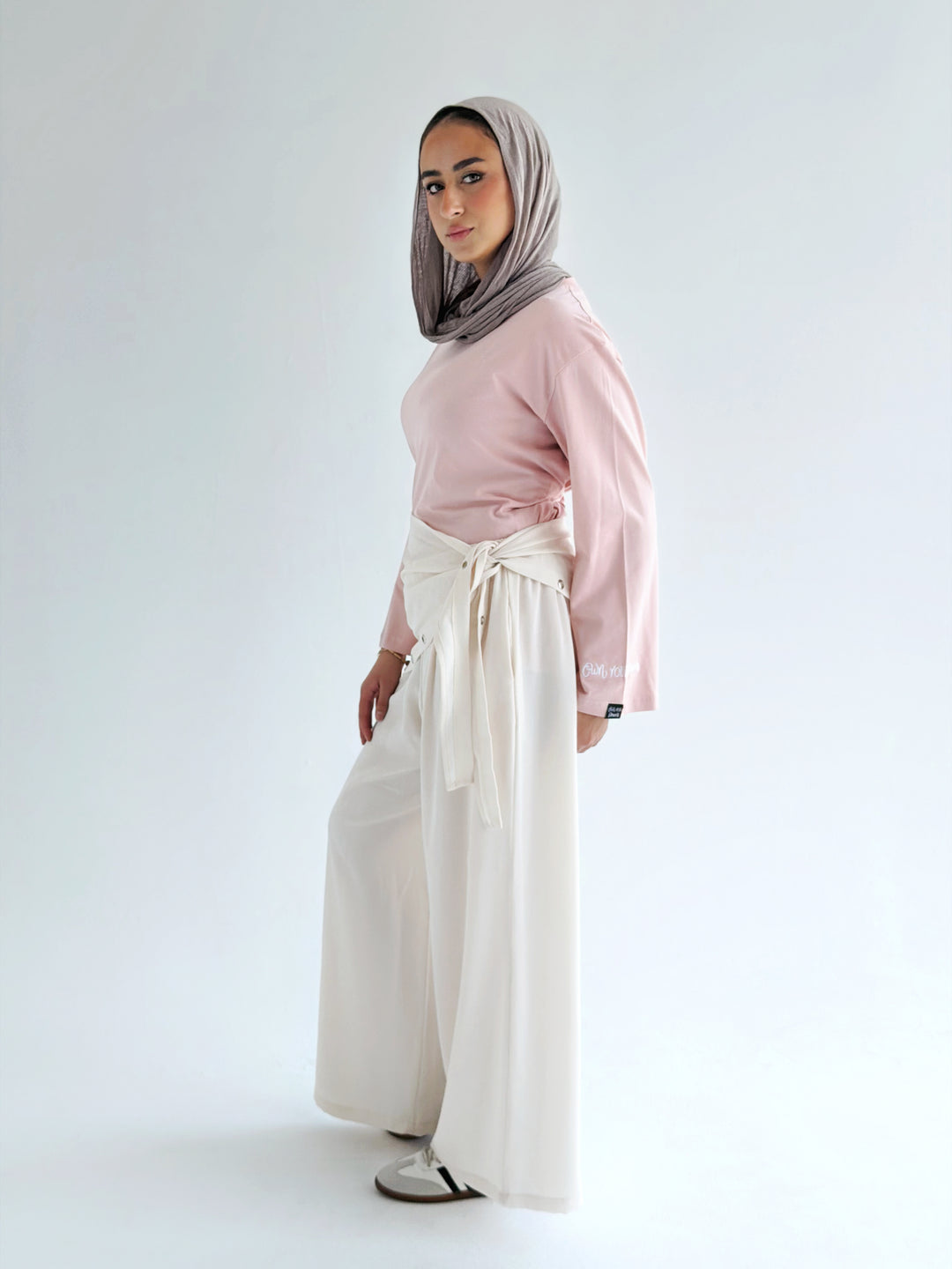 Flow pants in off white