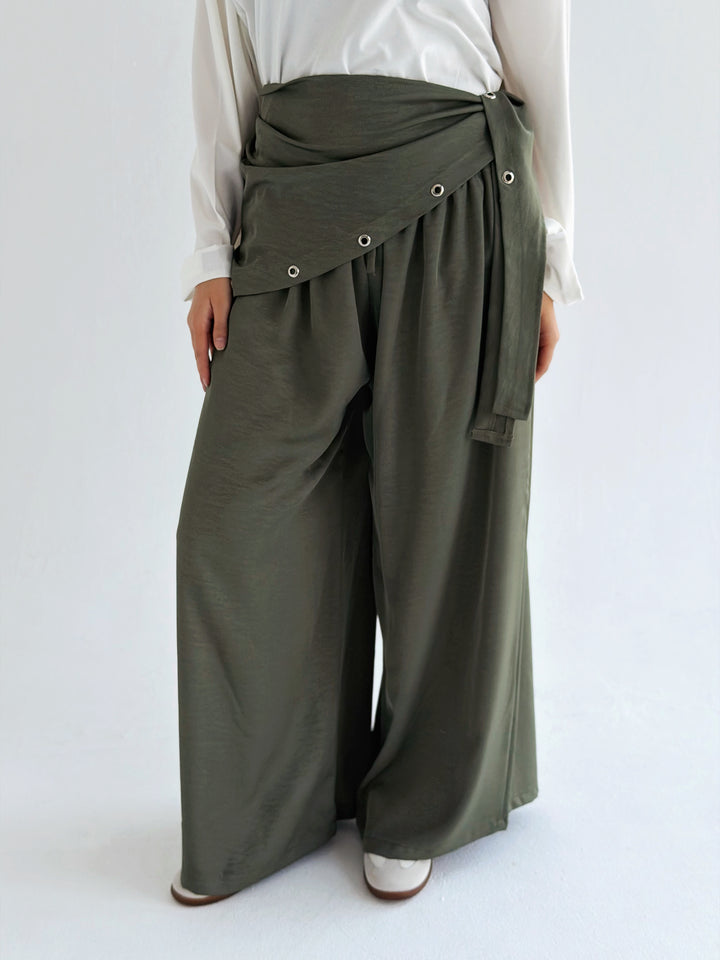 Flow pants in olive oil