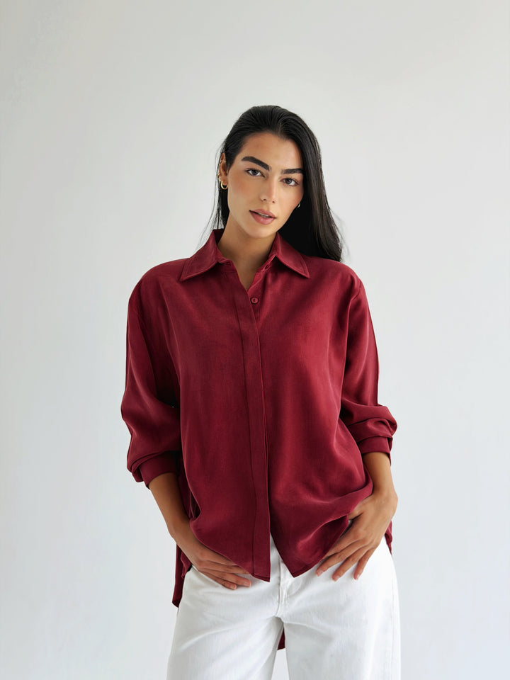 High and low shirt in burgundy