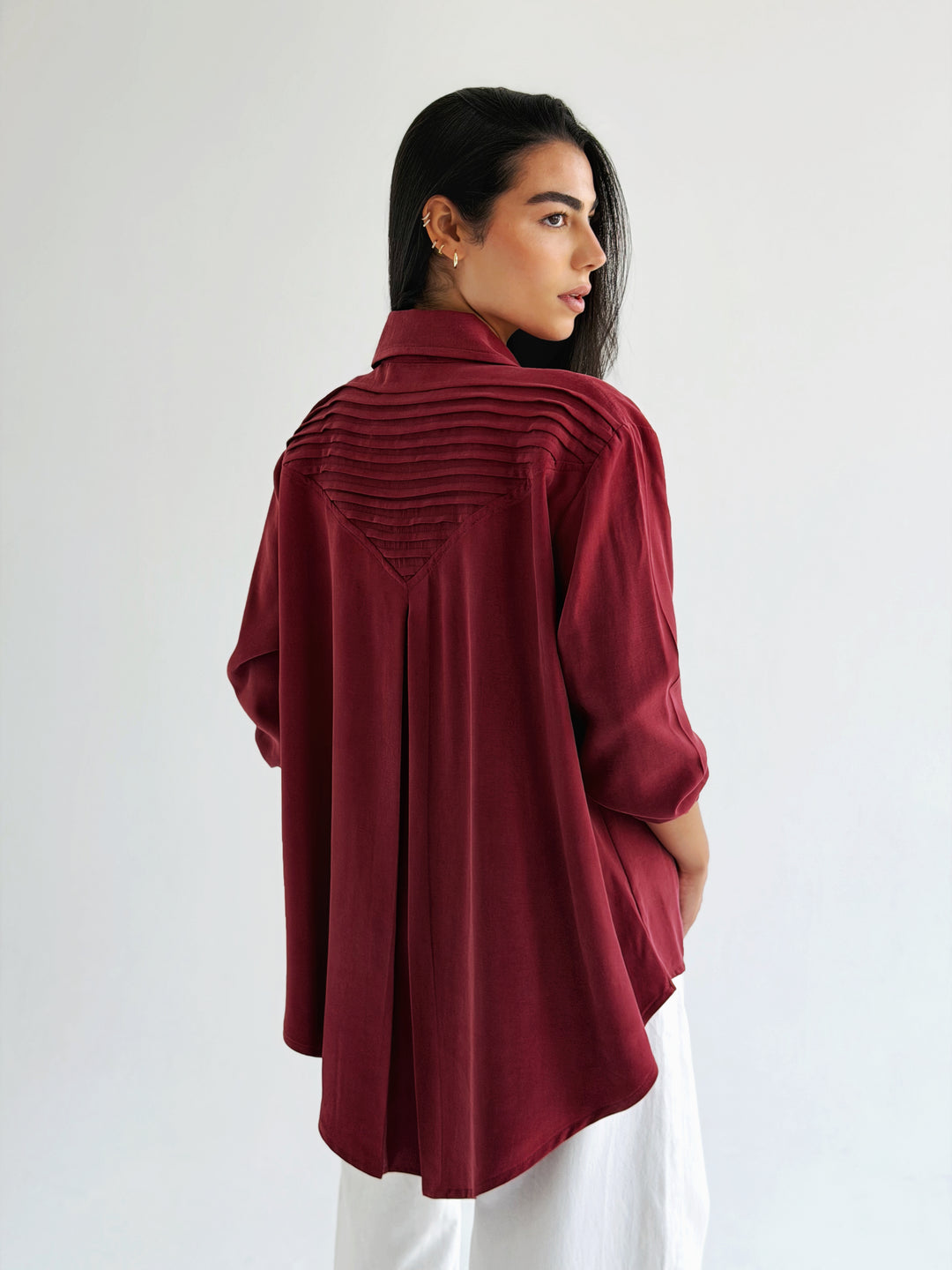 High and low shirt in burgundy