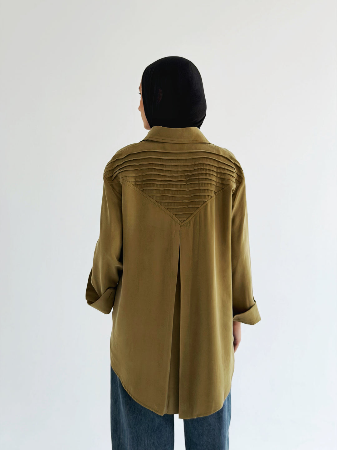 High and low shirt in lemon green