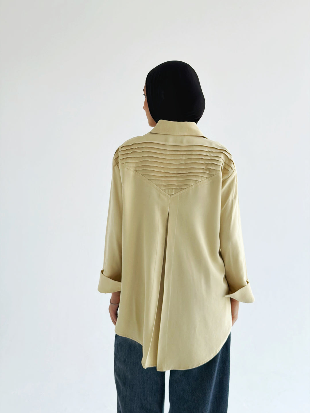 High and low shirt in yellow