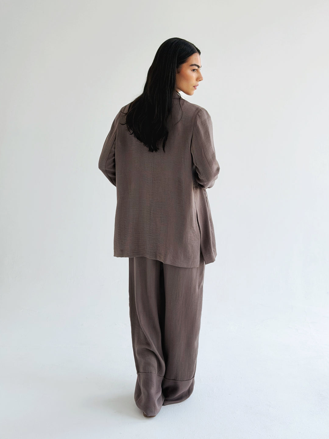 Linen mood set in Brown