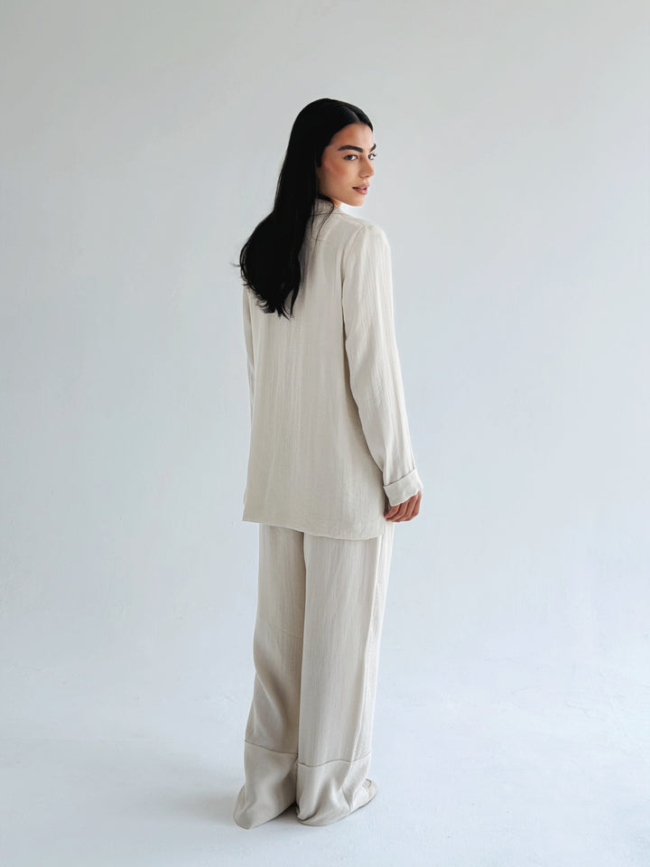 Linen mood set in beige