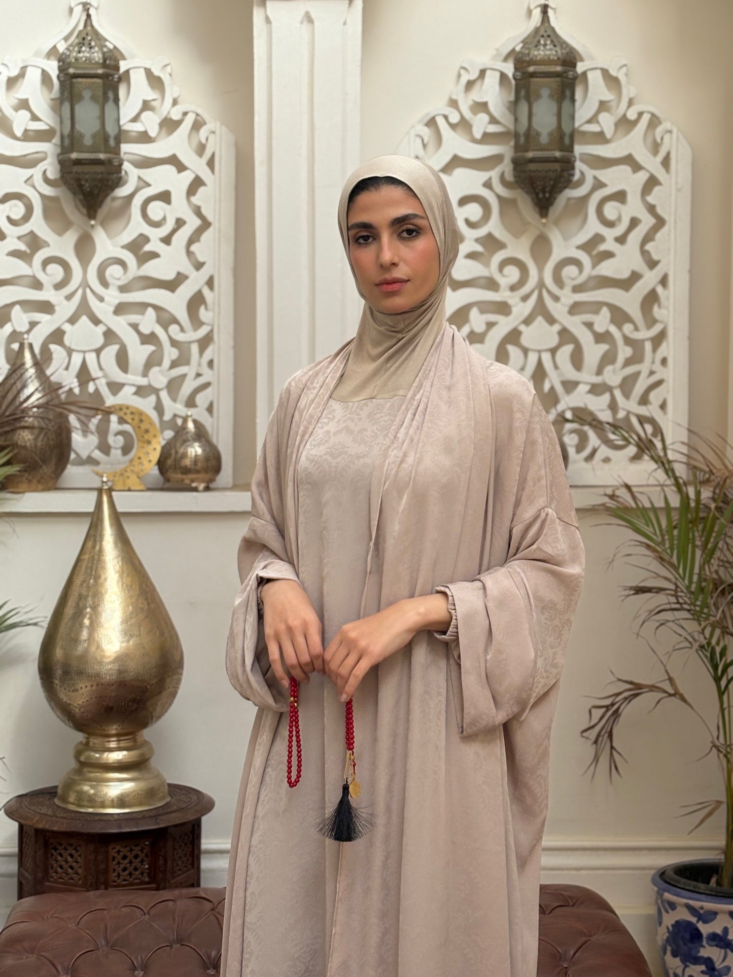 Noor Ramdan Box Light beige