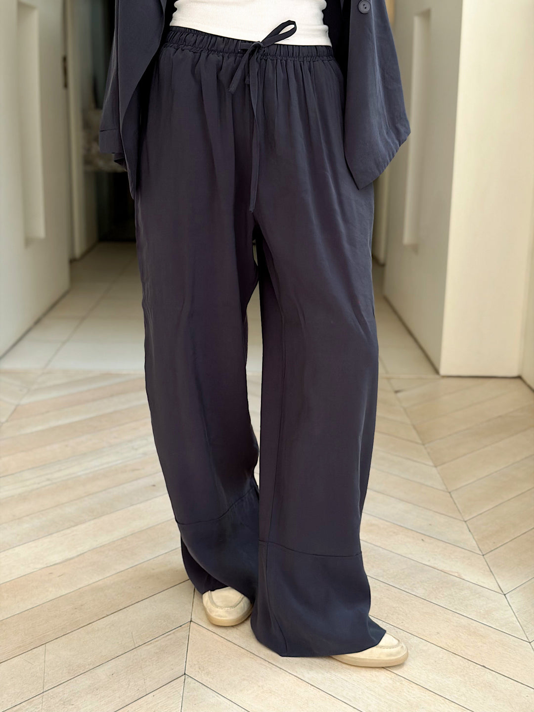 Easy chic pants  in navy blue