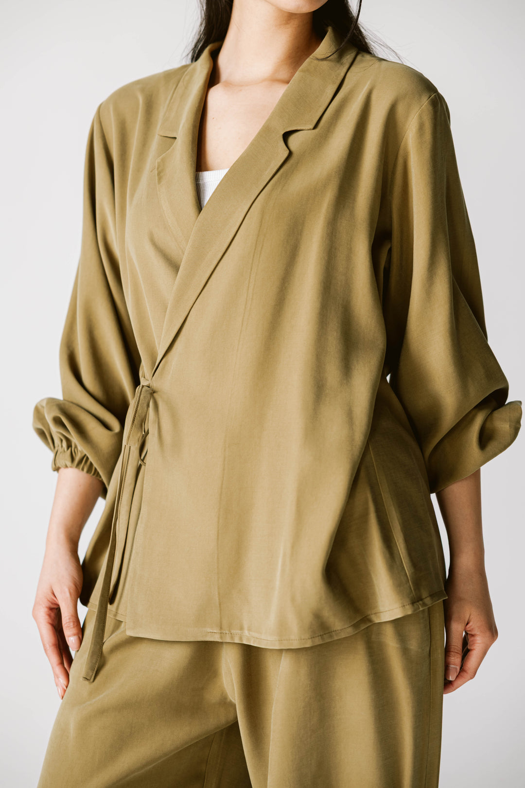 Wrap jacket in khaki