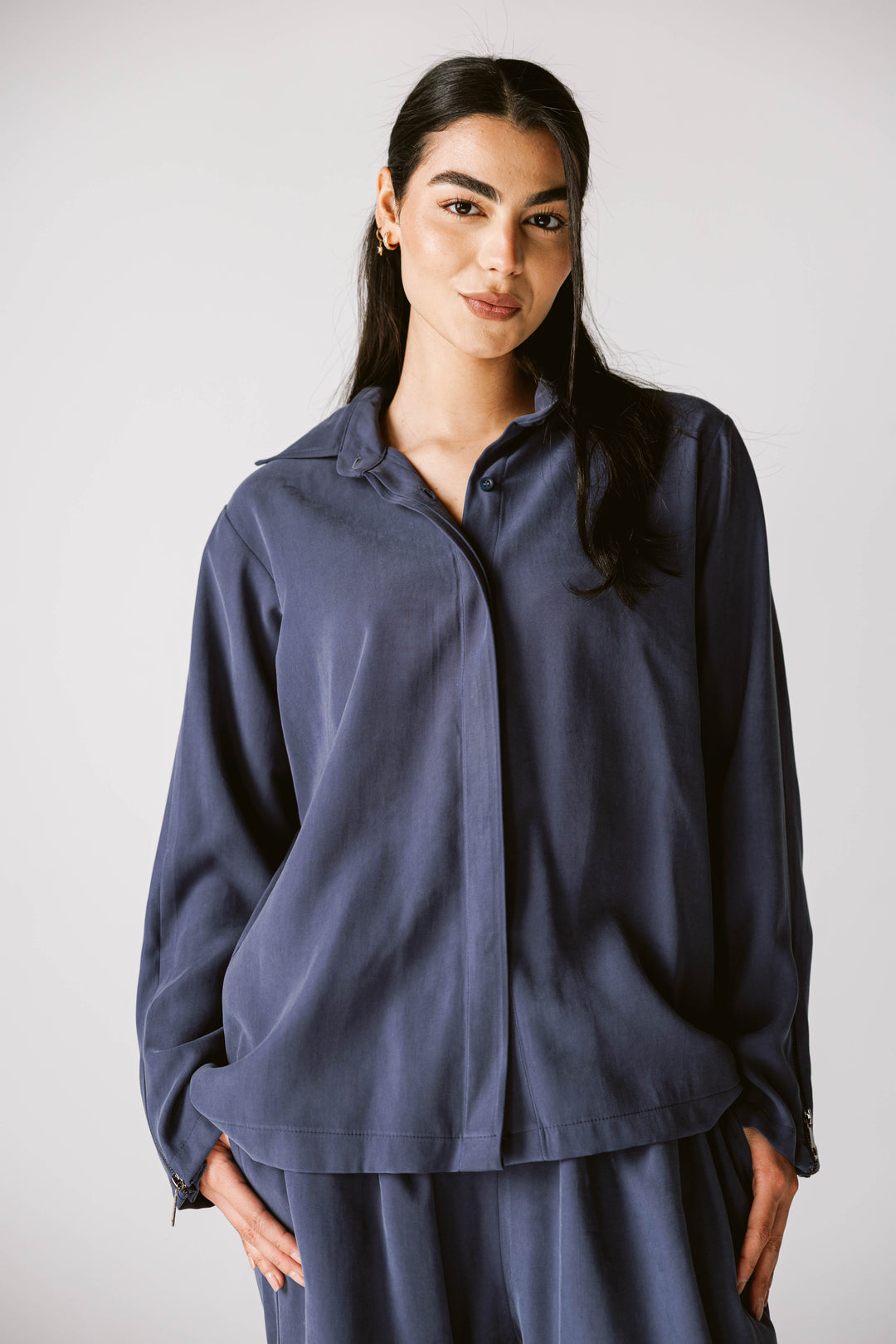Back zip jacket in navy blue