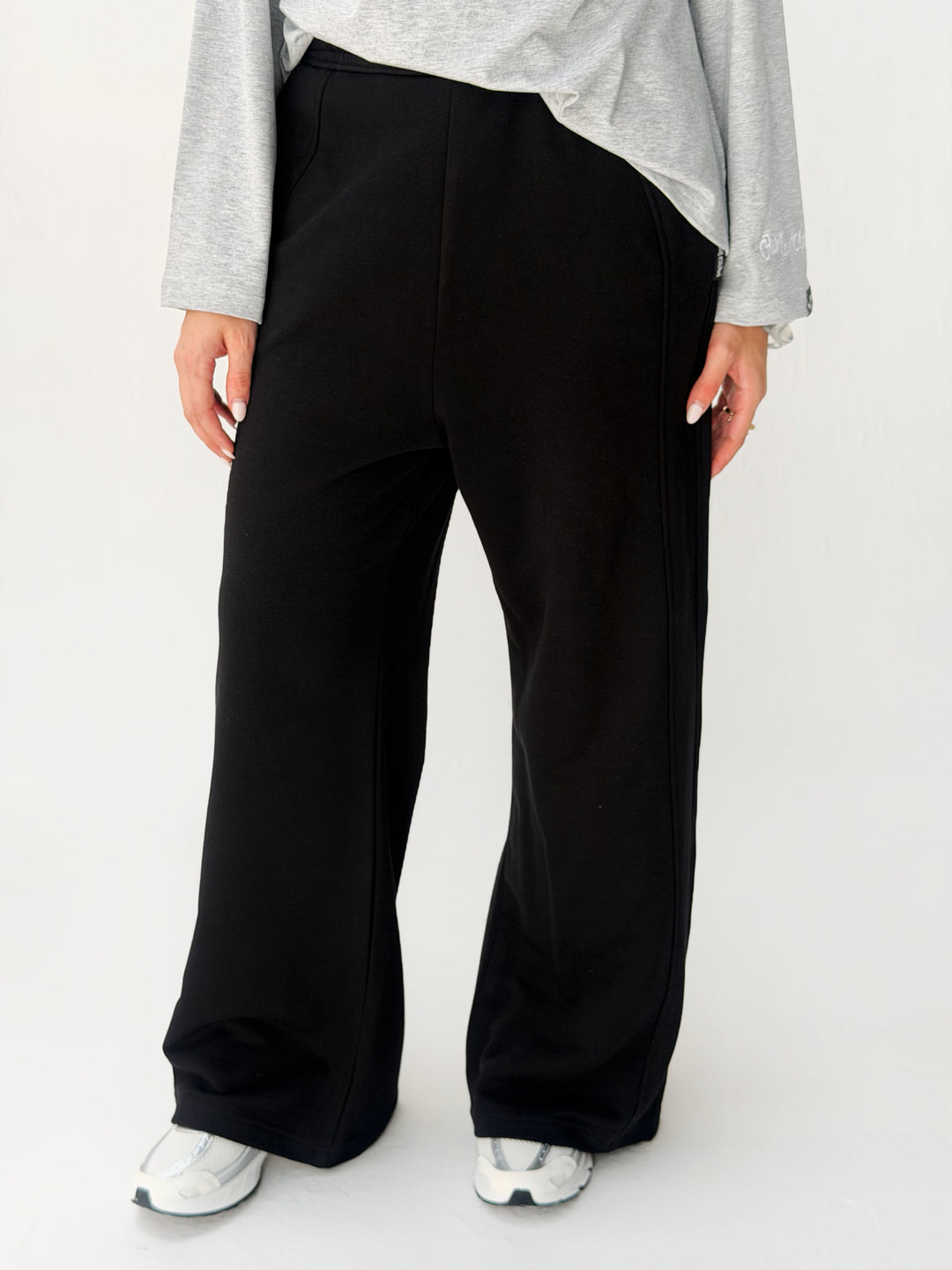 Daily wide pants in Black