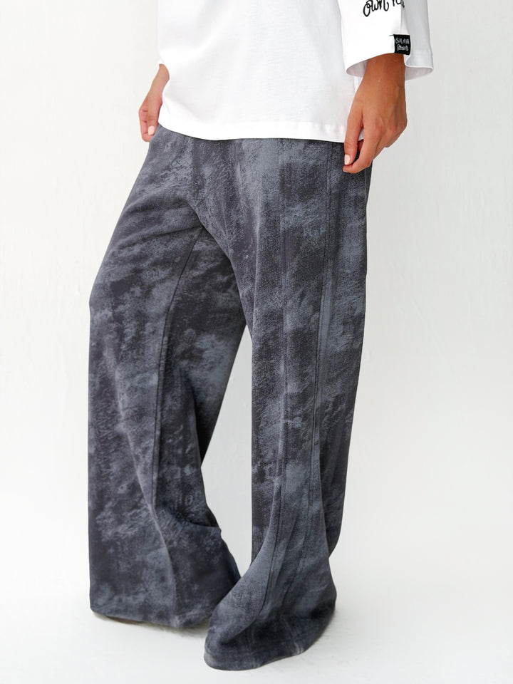 Daily wide pants in dark gray