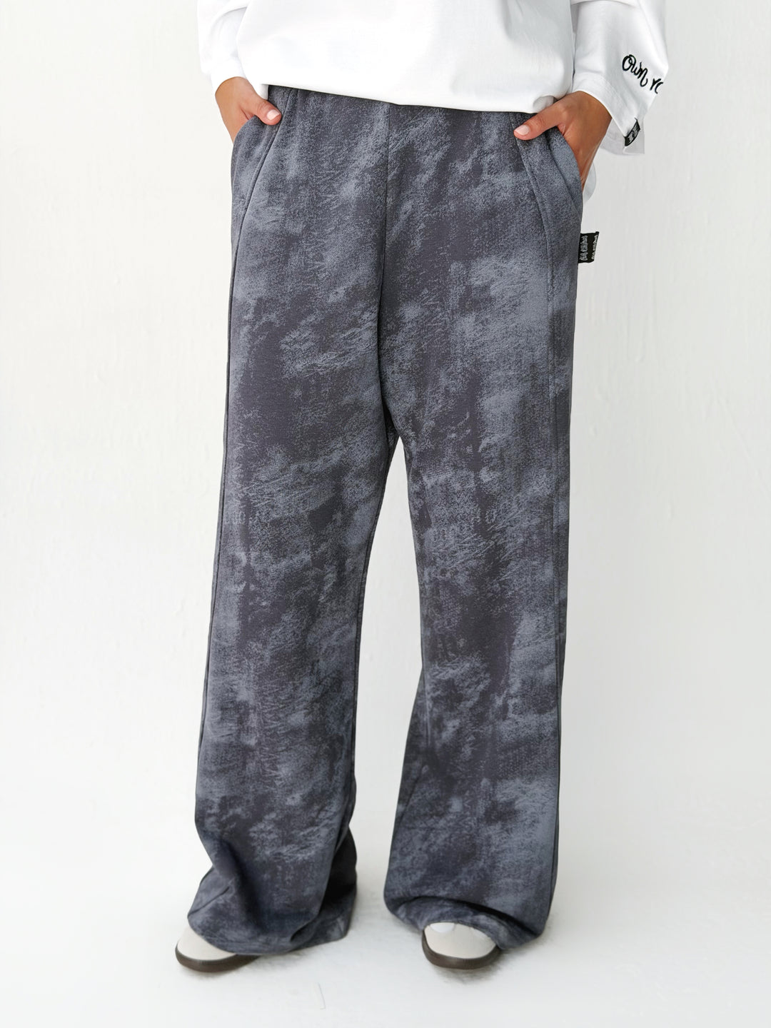 Daily wide pants in dark gray