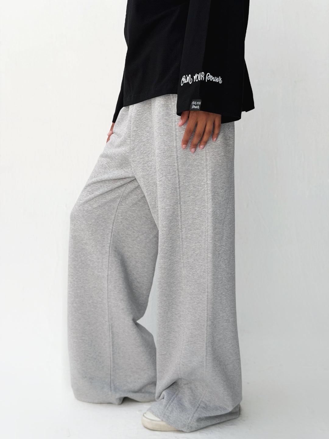 Daily wide pants in light gray